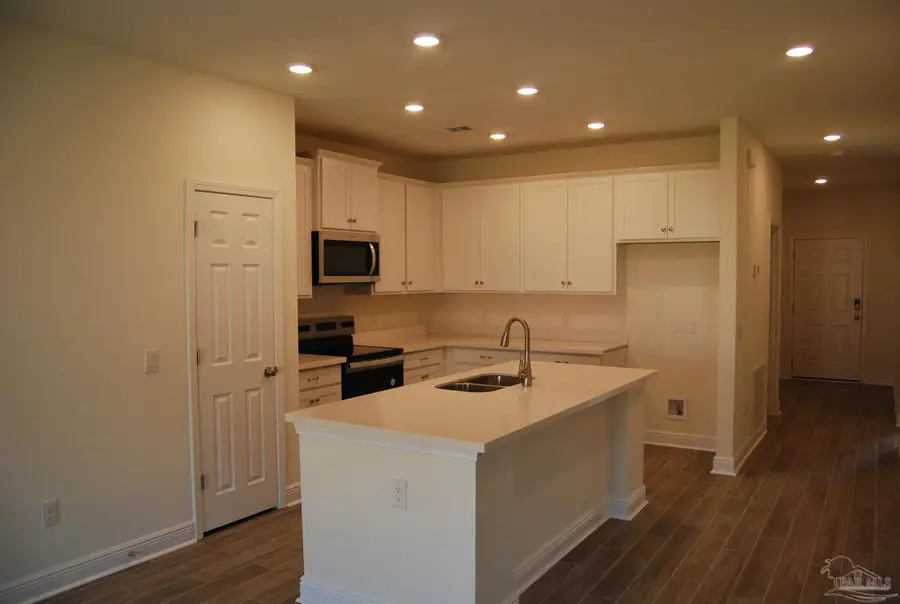4722 Majestic Palm St, Pace, FL 32571 - #3