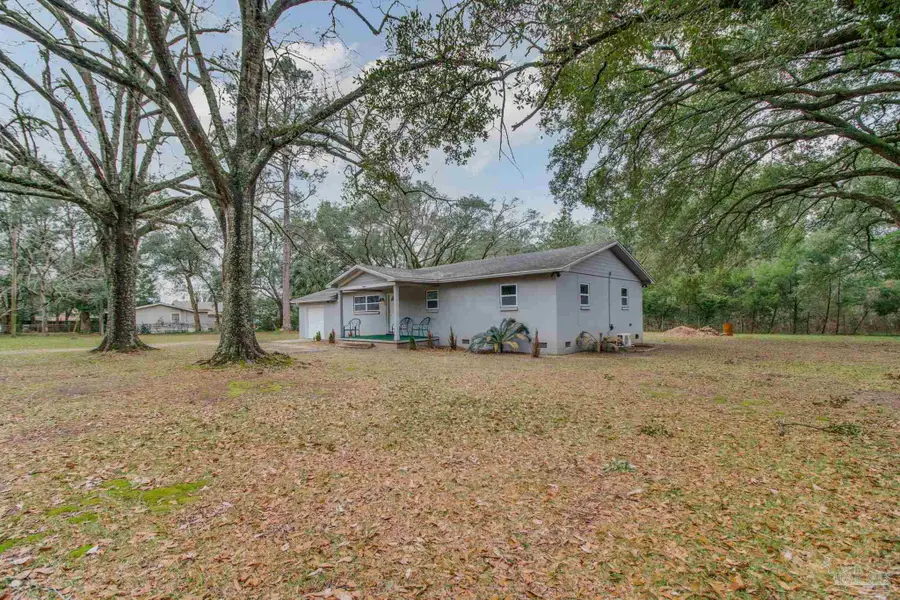 2063 Ryale Rd, Cantonment, FL 32533 - #2