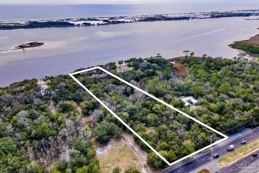 721 W Miracle Strip Pkwy, Mary Esther, FL 32569 - Image #2