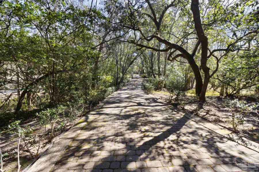 721 W Miracle Strip Pkwy, Mary Esther, FL 32569 - Image #3