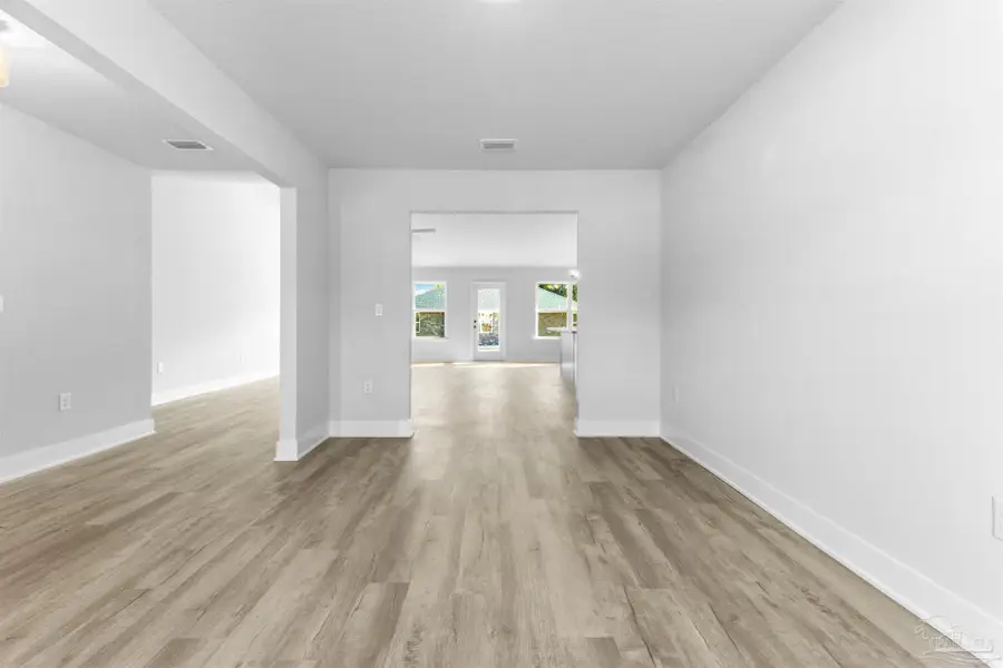 1894 Hazelnut Dr #39B, Cantonment, FL 32533 - Image #3