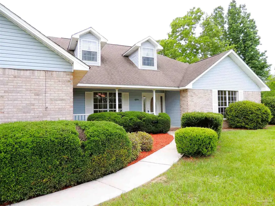 820 Molino Meadows Ct, Molino, FL 32577 - Image #2