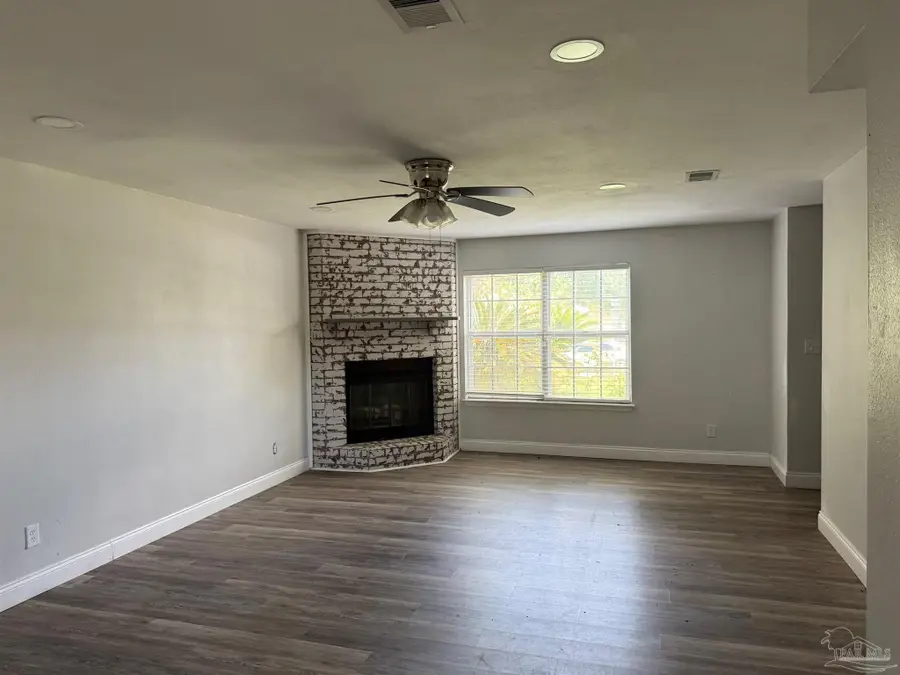 4605 Forrestal St, Pensacola, FL 32506 - Image #2