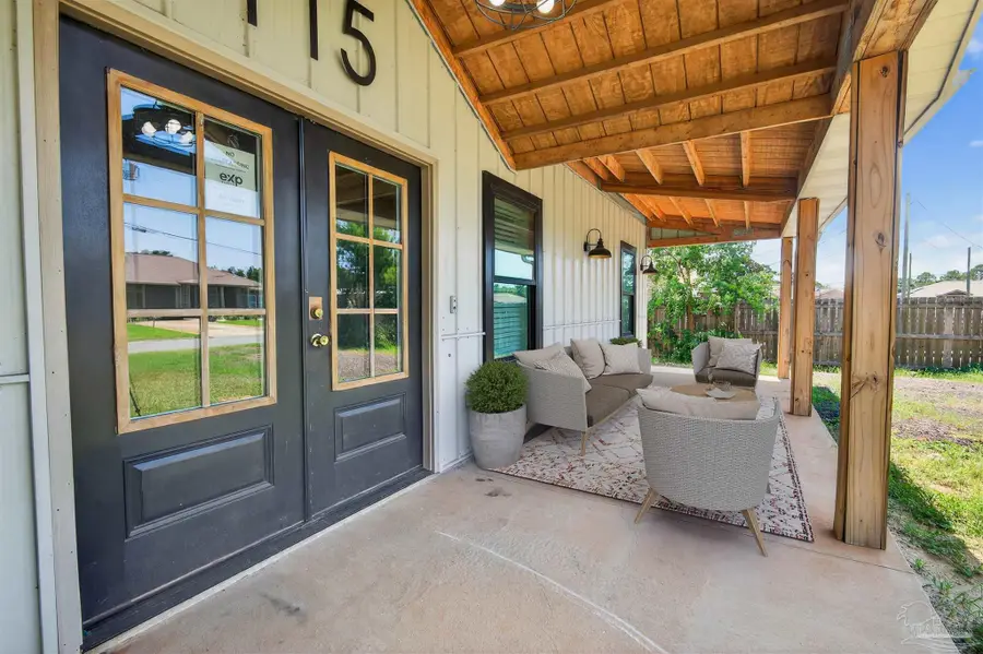 115 Ridgewood Ave, Mary Esther, FL 32569 - #3