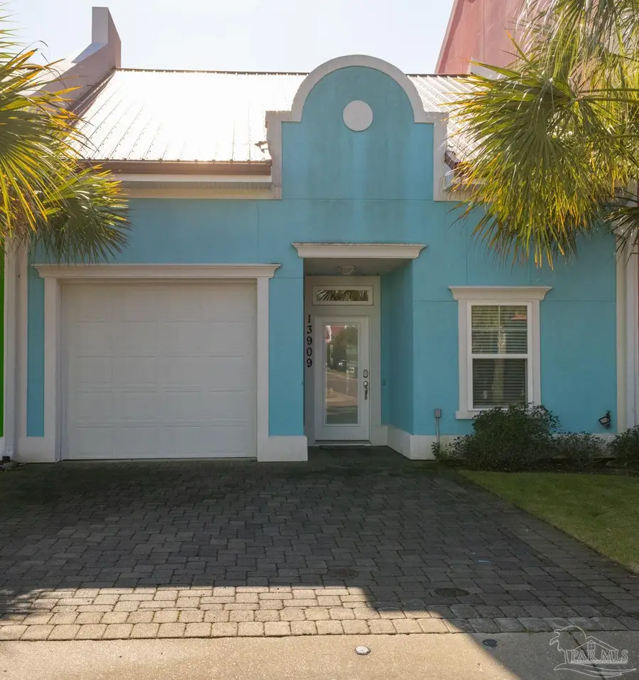 13909 Del Rio Dr, Pensacola, FL 32507 - Image #2