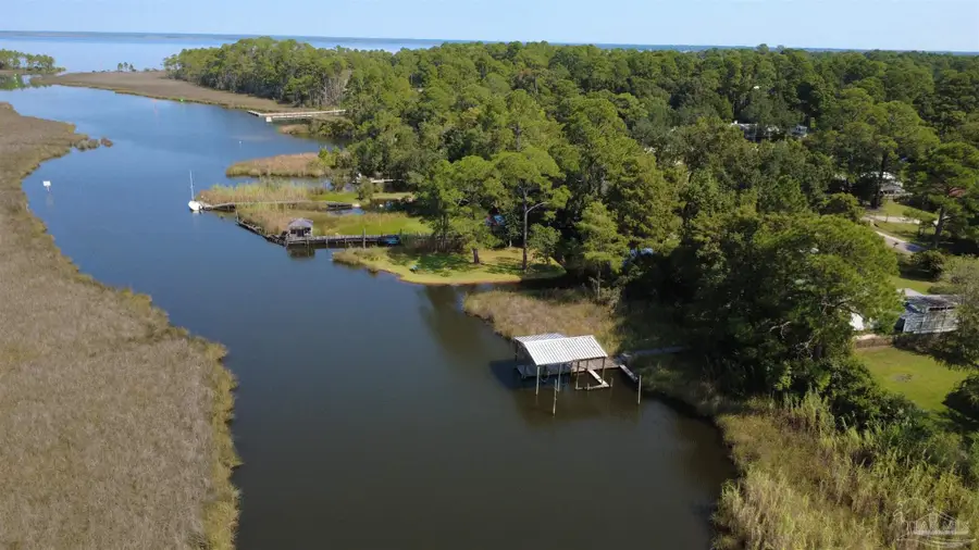 493 Herron Villa Ln, Pensacola, FL 32506 - Image #2