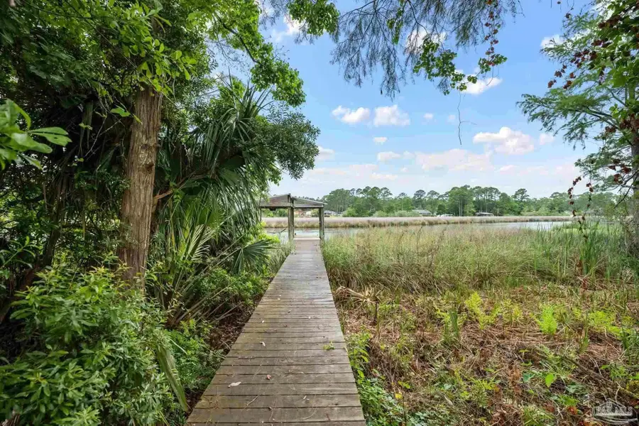 493 Herron Villa Ln, Pensacola, FL 32506 - Image #3