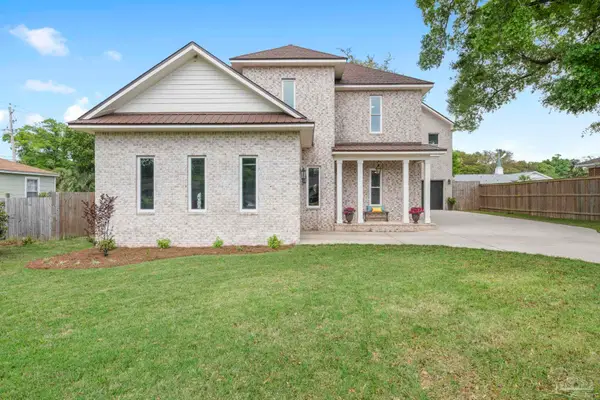 1806 N Barcelona St, Pensacola, FL 32501