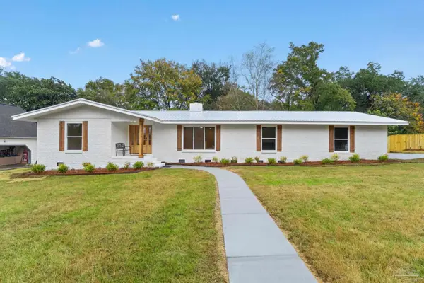 63 Blithewood Dr, Pensacola, FL 32514