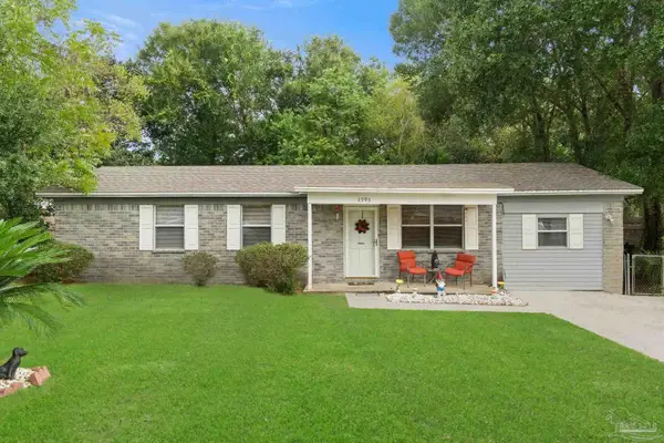 6995 Moore Ave, Pensacola, FL 32526
