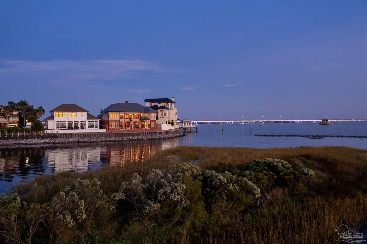 17 Wharf Ave, Pensacola, FL 32502 - Image #1