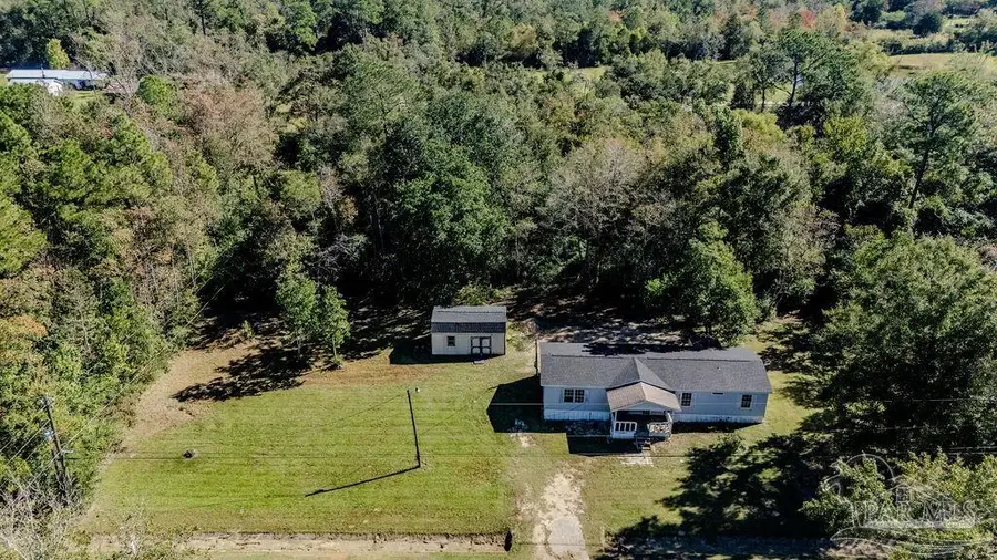 226 Madrid Rd, Cantonment, FL 32533 - Image #3