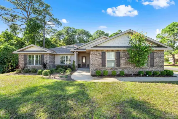 1521 Portside Dr, Gulf Breeze, FL 32563