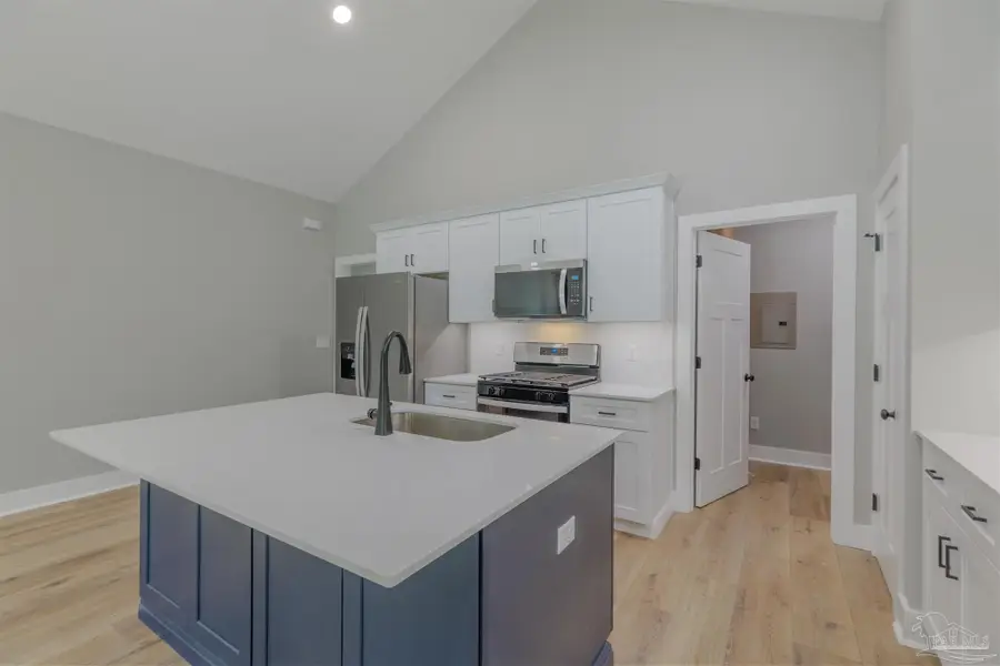 112 E Bobe St, Pensacola, FL 32503 - Image #2