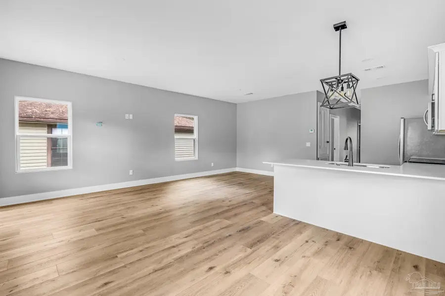 210 E Lakeview Ave, Pensacola, FL 32503 - #3