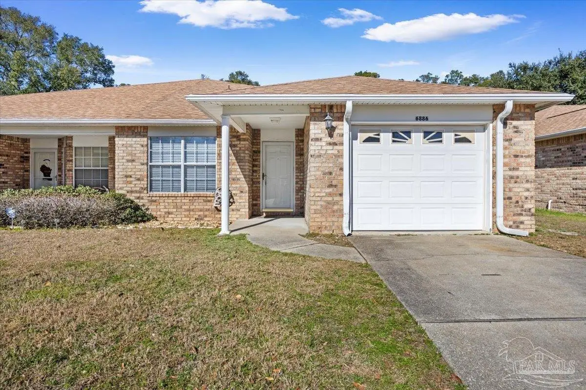 6886 Kapok Dr, Milton, FL 32583 - Image #1