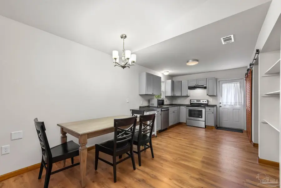 8528 Laredo St, Navarre, FL 32566 - Image #3