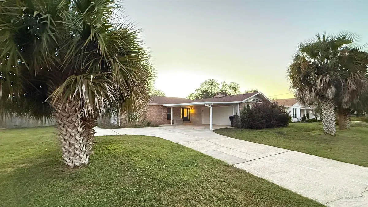 3545 Blueridge Dr, Pensacola, FL 32504 - Image #1