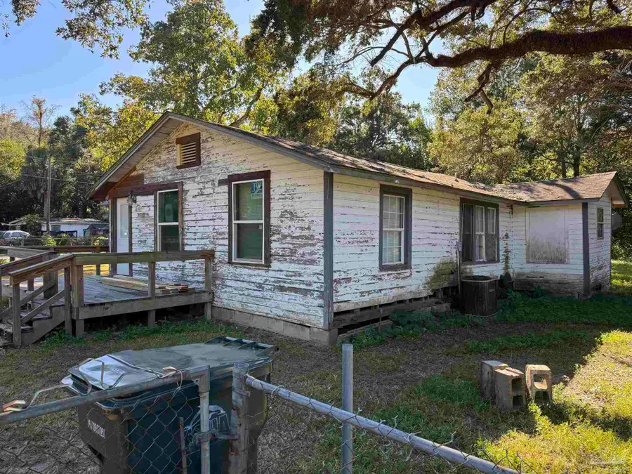 4001 Kelly Ave, Pensacola, FL 32505 - Image #3