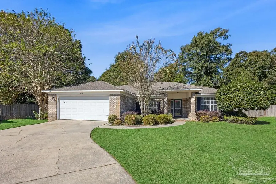 4400 Amberwood Cir, Pace, FL 32571 - Image #2