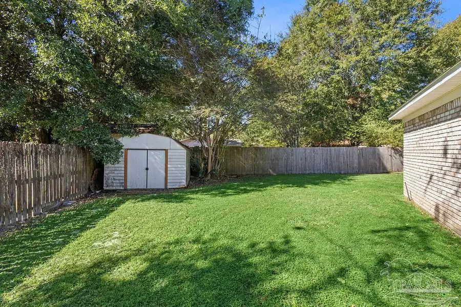 4400 Amberwood Cir, Pace, FL 32571 - Image #3