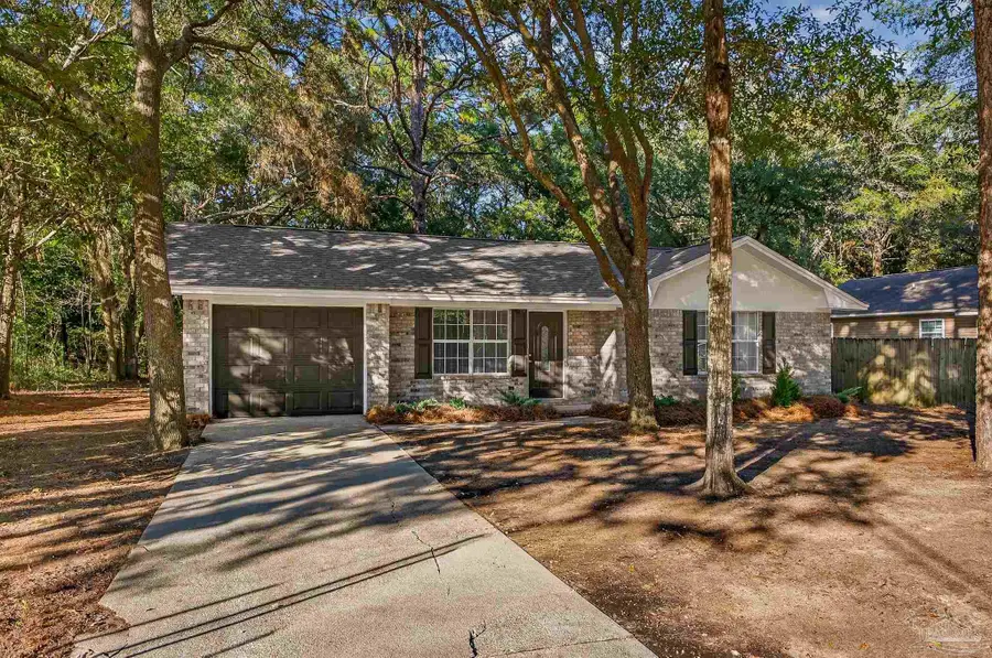 5982 Queen St, Milton, FL 32570 - Image #2