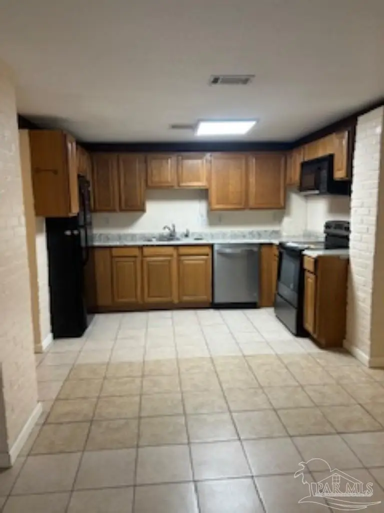 409 Decatur Ave, Pensacola, FL 32507 - Image #3