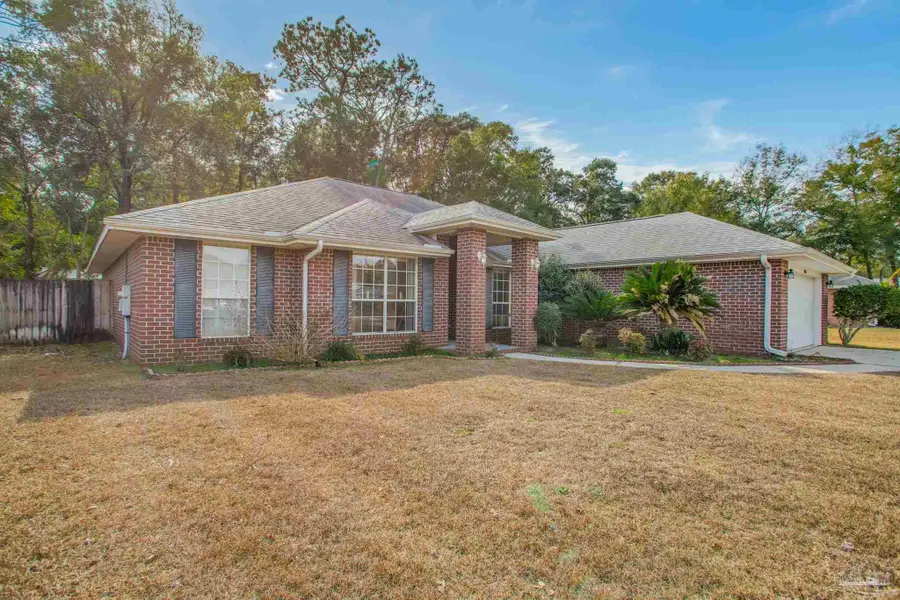 5663 Sweetbirch Ln, Milton, FL 32583 - Image #3