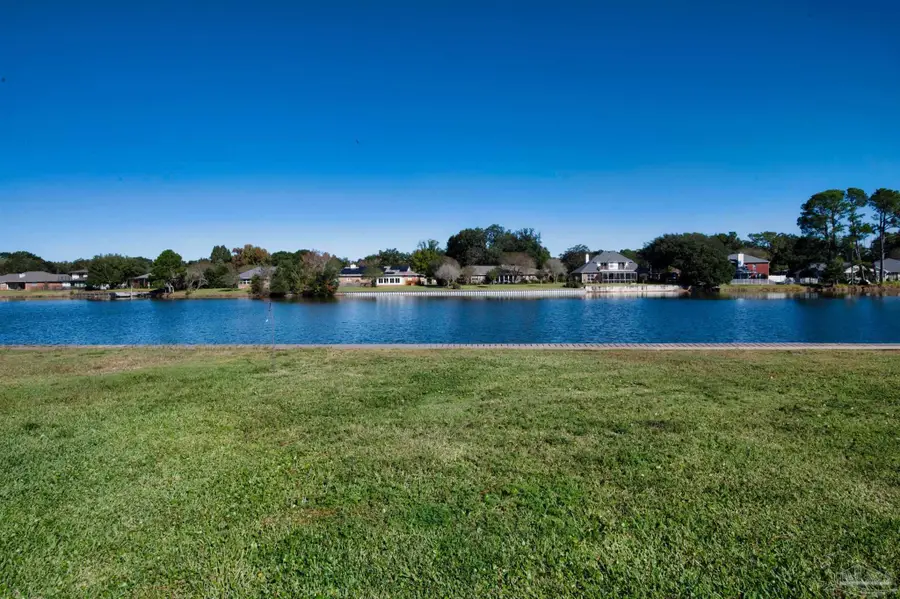 333 S 61st Ave #8, Pensacola, FL 32506 - Image #2