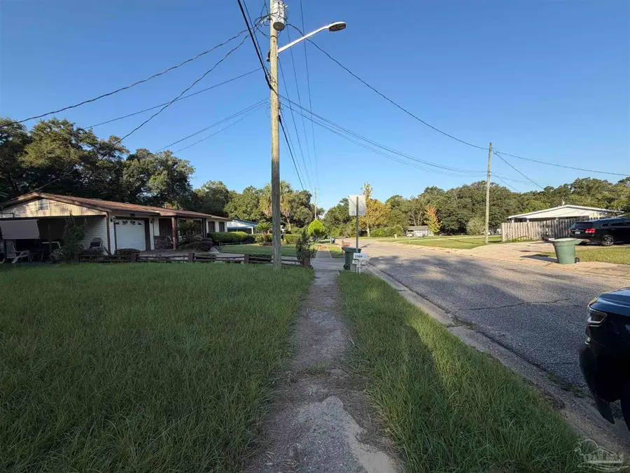 1309 Belair Dr, Pensacola, FL 32505 - Image #3