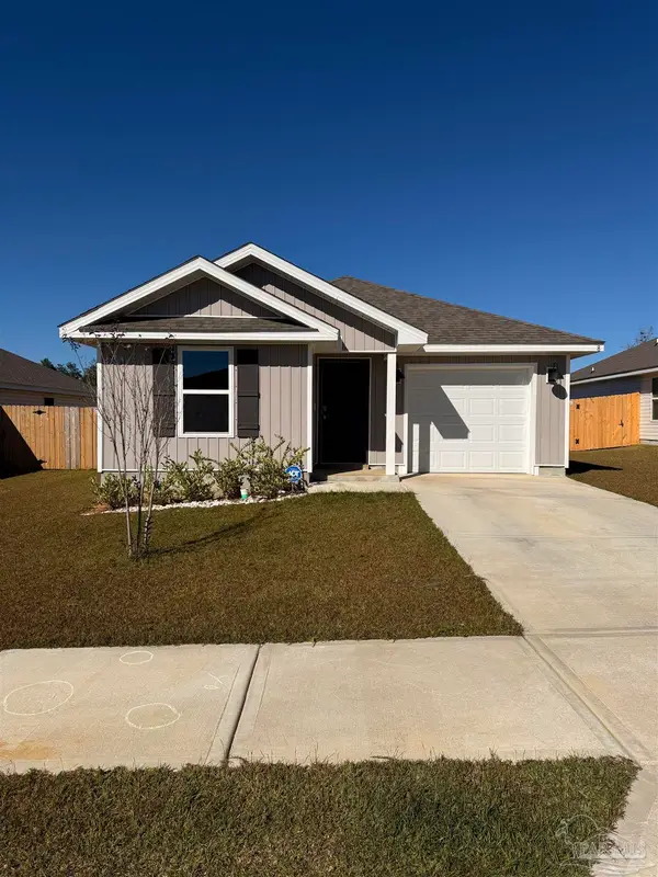 8 Spoonbill Rd, Cantonment, FL 32533