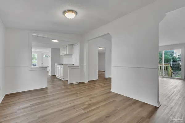 8369 Lucena St, Navarre, FL 32566