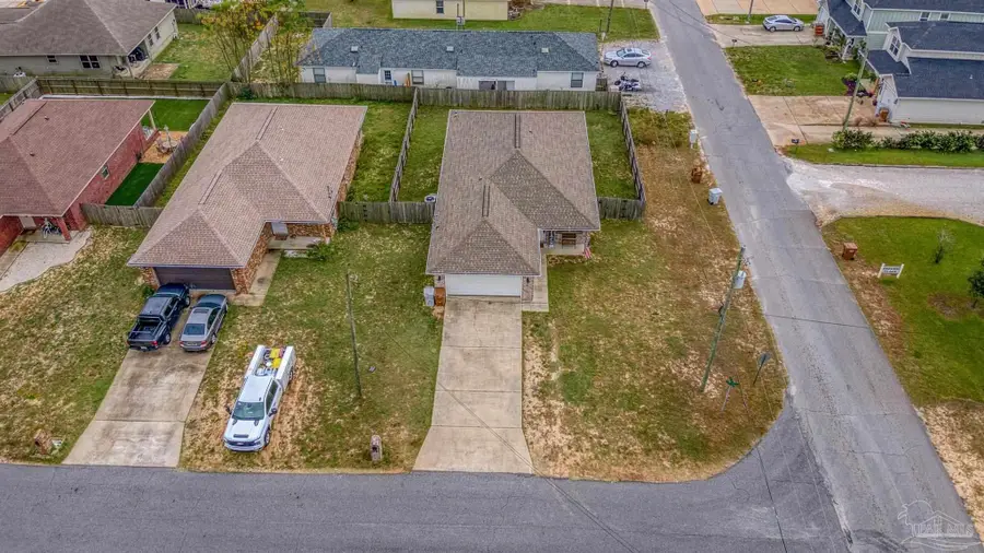 8505 Carlos St, Navarre, FL 32566 - Image #3