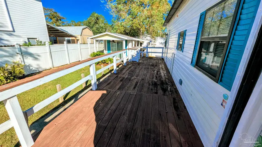 81 Horn Dr, Lillian, AL 36549 - Image #2