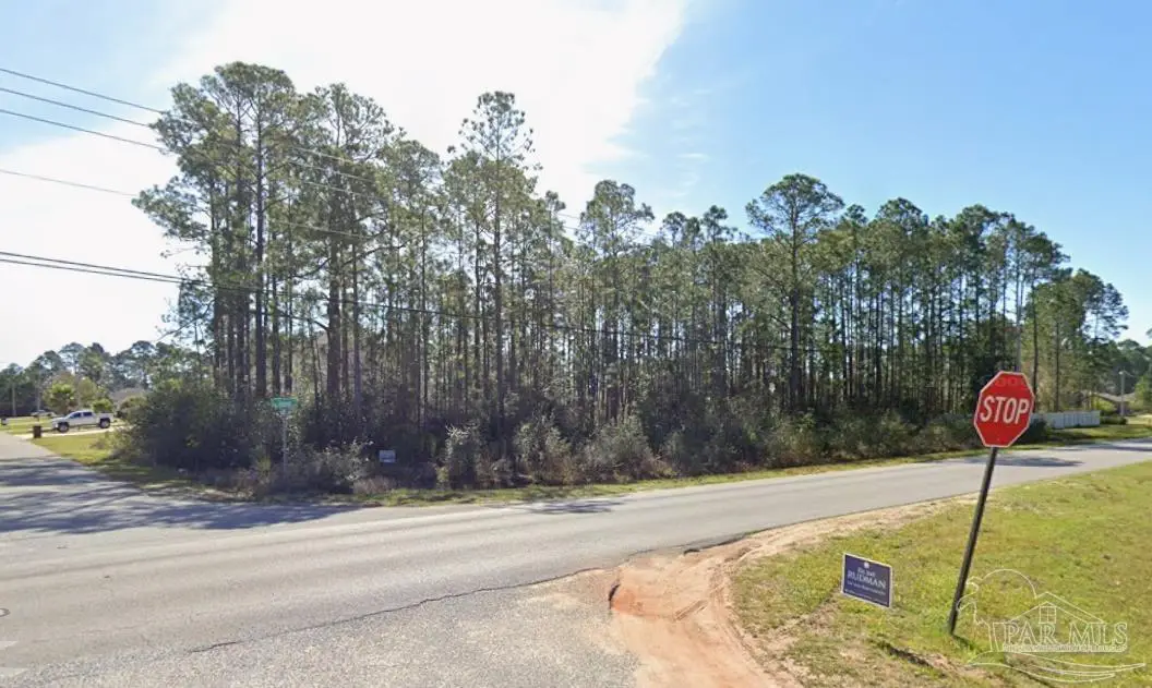 6576 Liberty St, Navarre, FL 32566 - Image #1