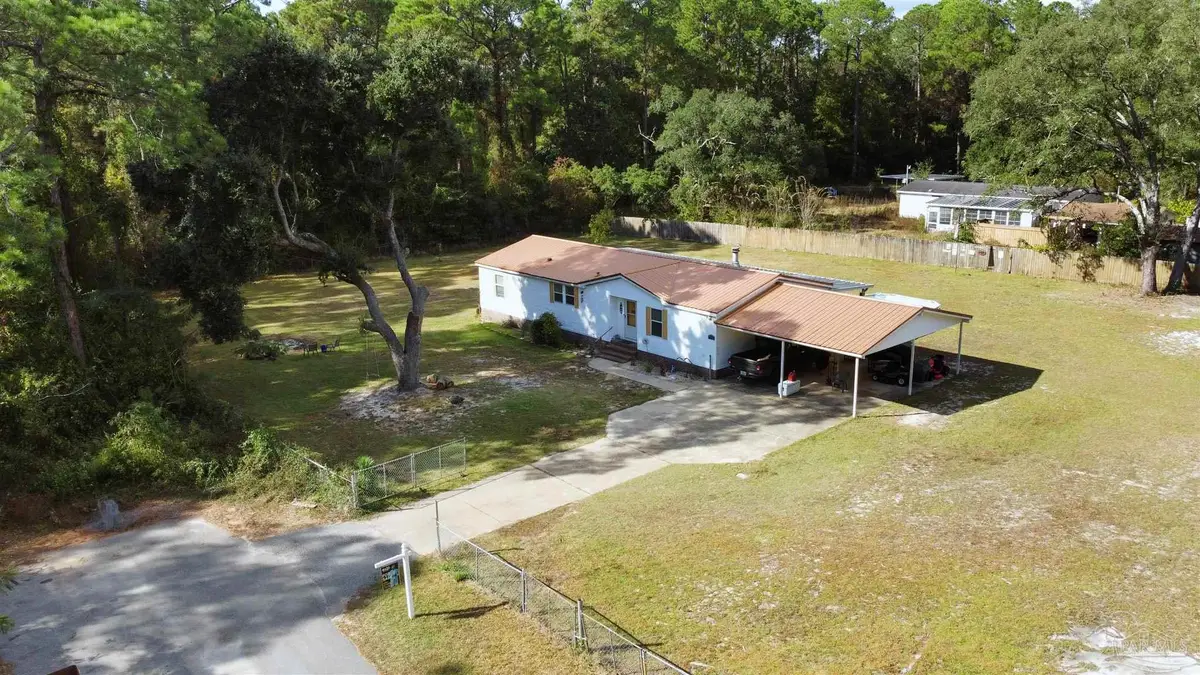 7478 Rose St, Navarre, FL 32566 - Image #1