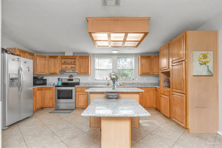 7478 Rose St, Navarre, FL 32566 - Image #3