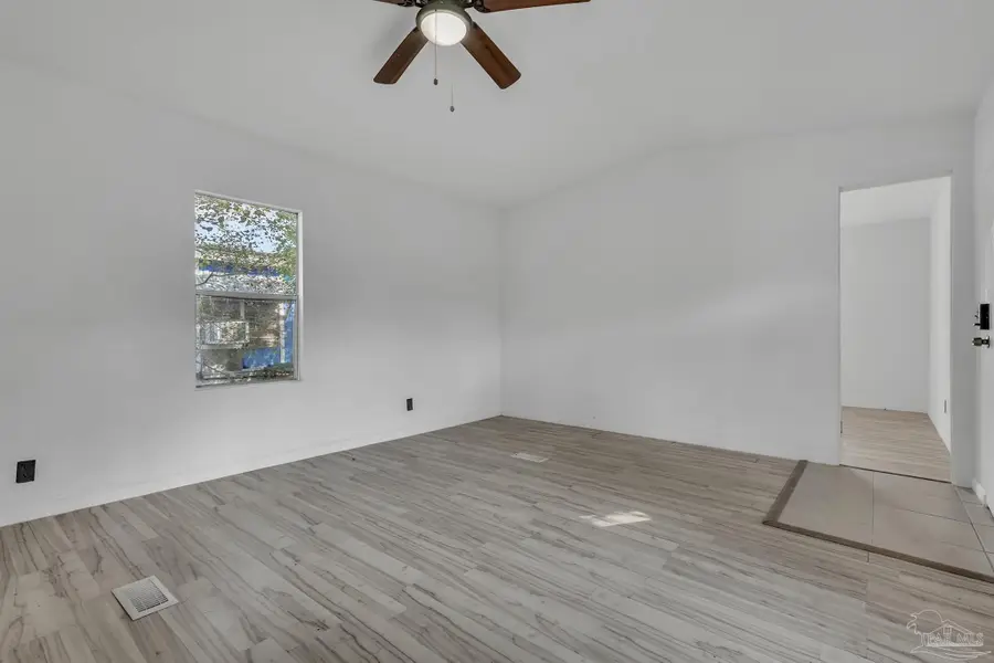 8592 Alvarado Calzada, Pensacola, FL 32507 - Image #2