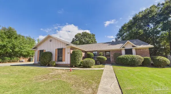 10288 Sugar Creek Dr, Pensacola, FL 32514
