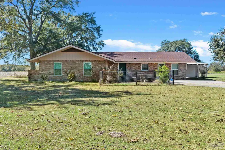 236 Beacon Ln, Atmore, AL 36502 - Image #2