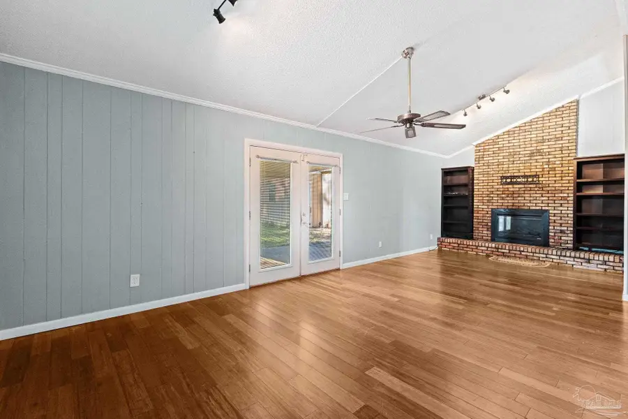 236 Beacon Ln, Atmore, AL 36502 - Image #3