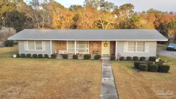 205 Highland Ave, Atmore, AL 36502