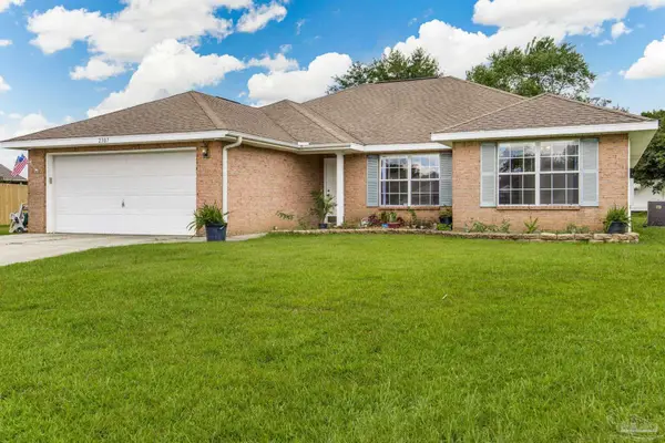 2307 Tall Oak Dr, Cantonment, FL 32533