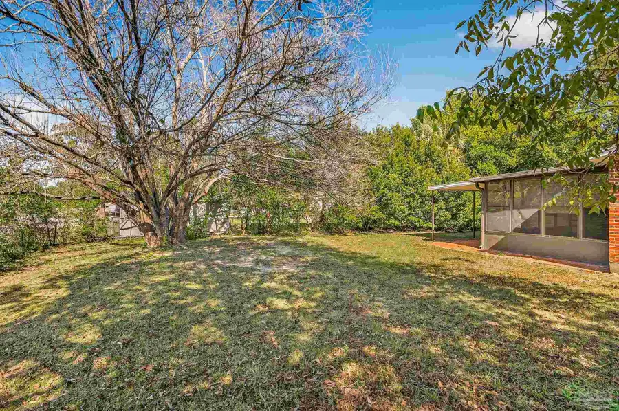 823 N 75 Th Ave, Pensacola, FL 32506 - Image #2