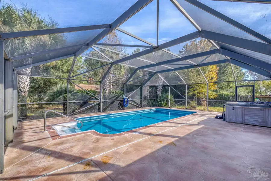 2064 Aurora Dr, Navarre, FL 32566 - Image #2