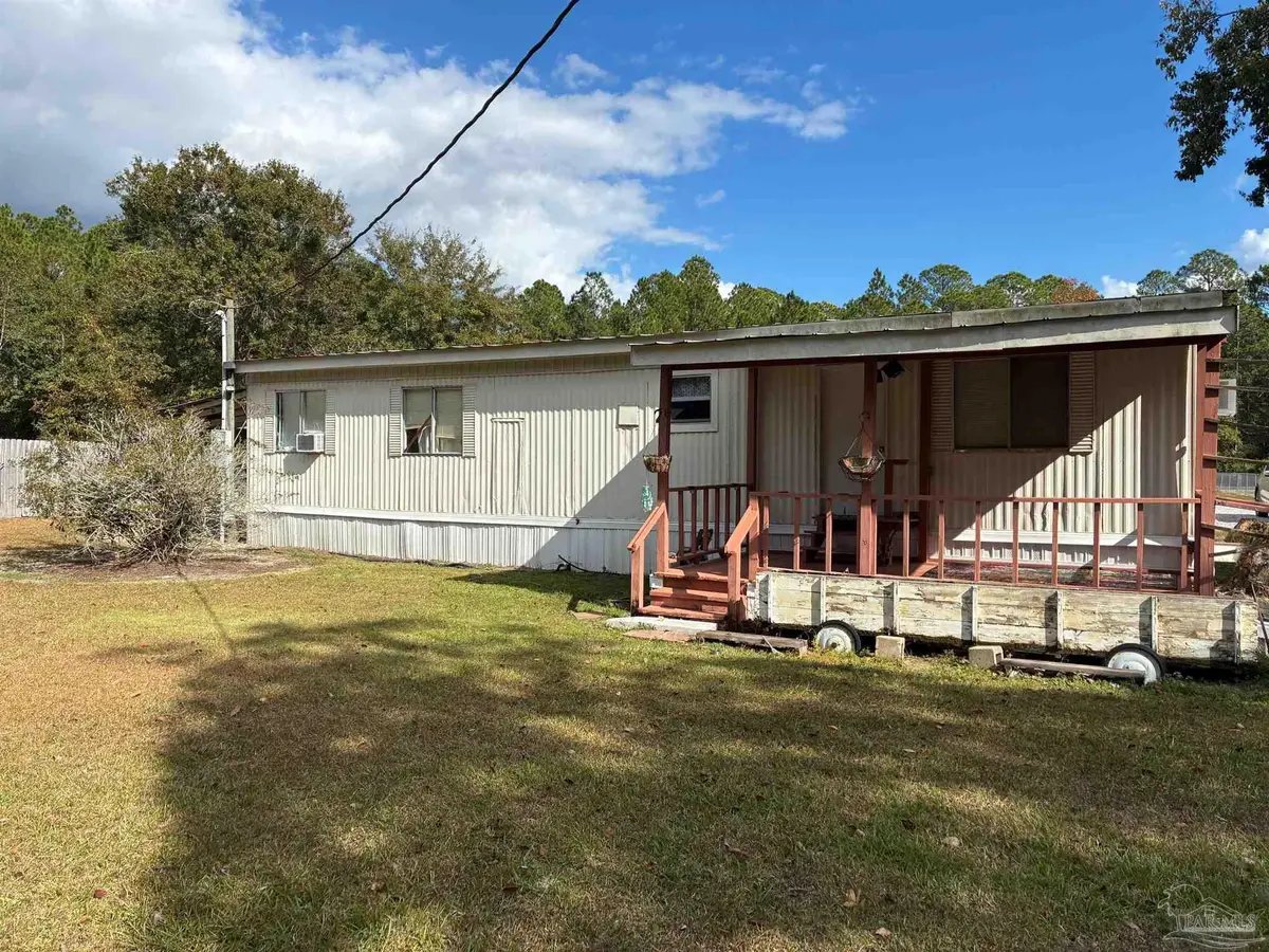 3324 Bonfire Dr #B, Milton, FL 32583 - Image #1