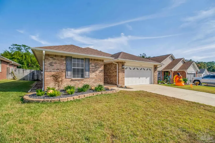 10392 Vintage Dr, Pensacola, FL 32514 - Image #2