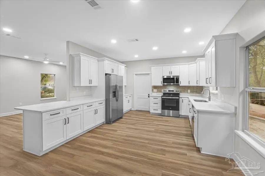 4536 Kelly Ln, Gulf Breeze, FL 32563 - Image #3