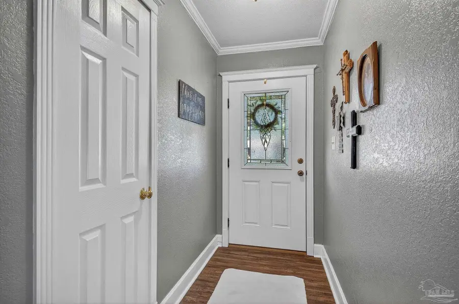 4807 Jennifer Ln, Pace, FL 32571 - Image #3