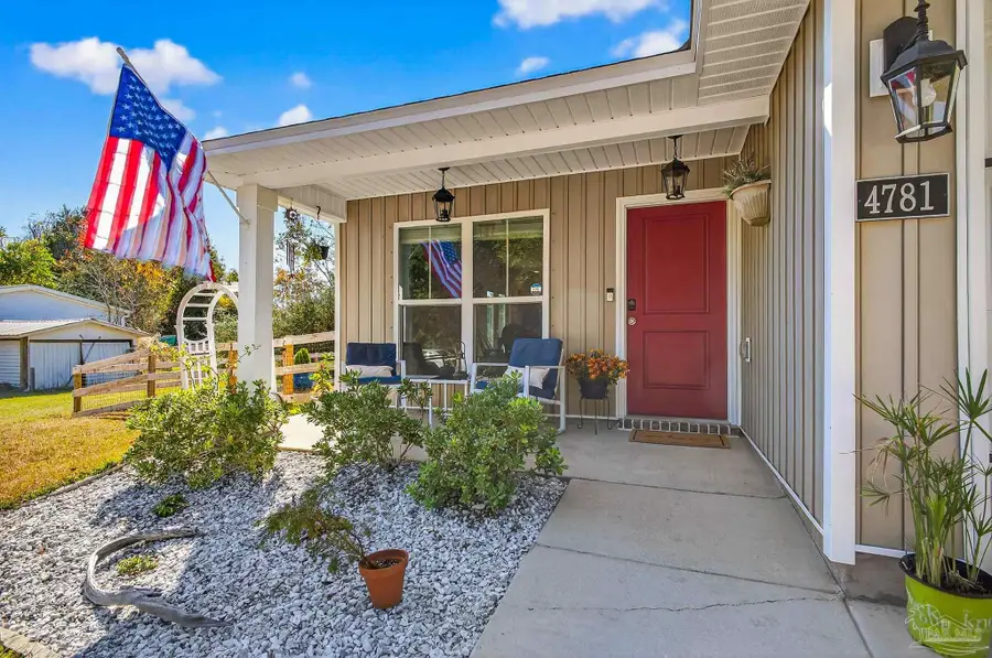 4781 Christopher Ln, Milton, FL 32583 - Image #2